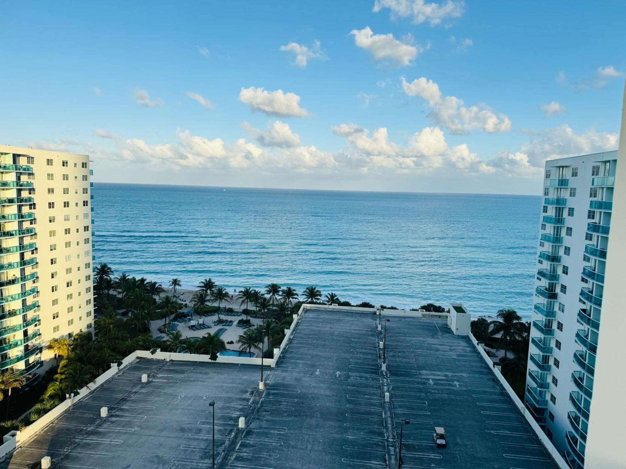 The Tides Condo On Hollywood Exteriör bild