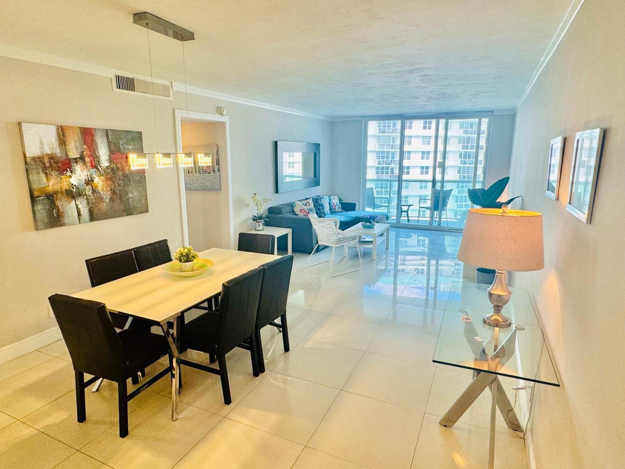 The Tides Condo On Hollywood Exteriör bild