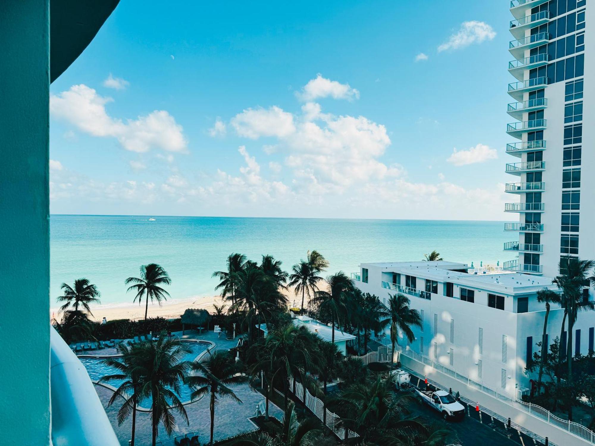 The Tides Condo On Hollywood Exteriör bild